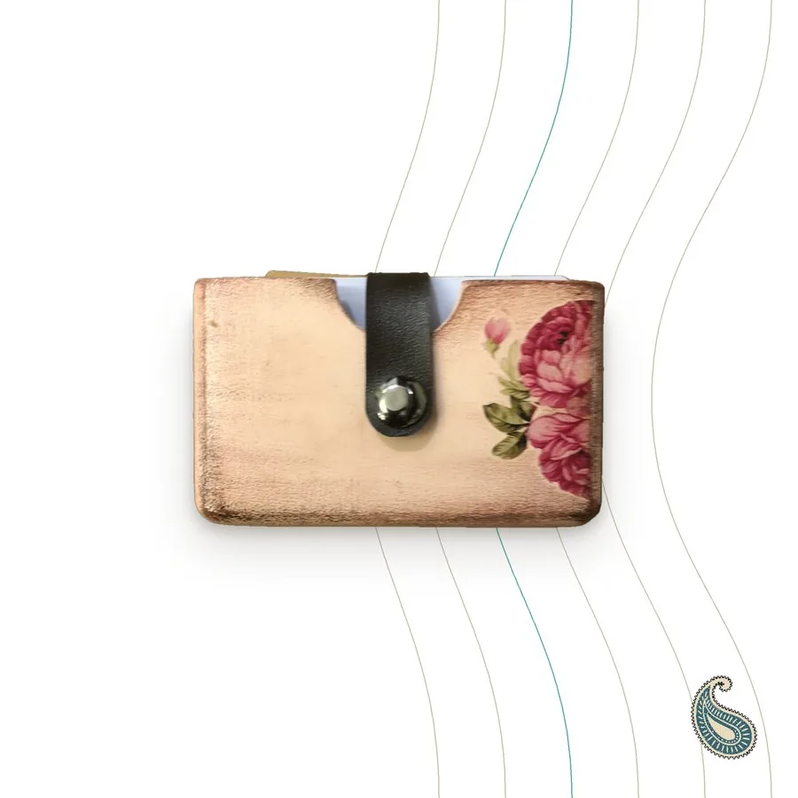 Porta carte Persiano in legno dipinto a mano con rose, laccio in similpelle e chiusura magnetica, fatto a mano a Teheran